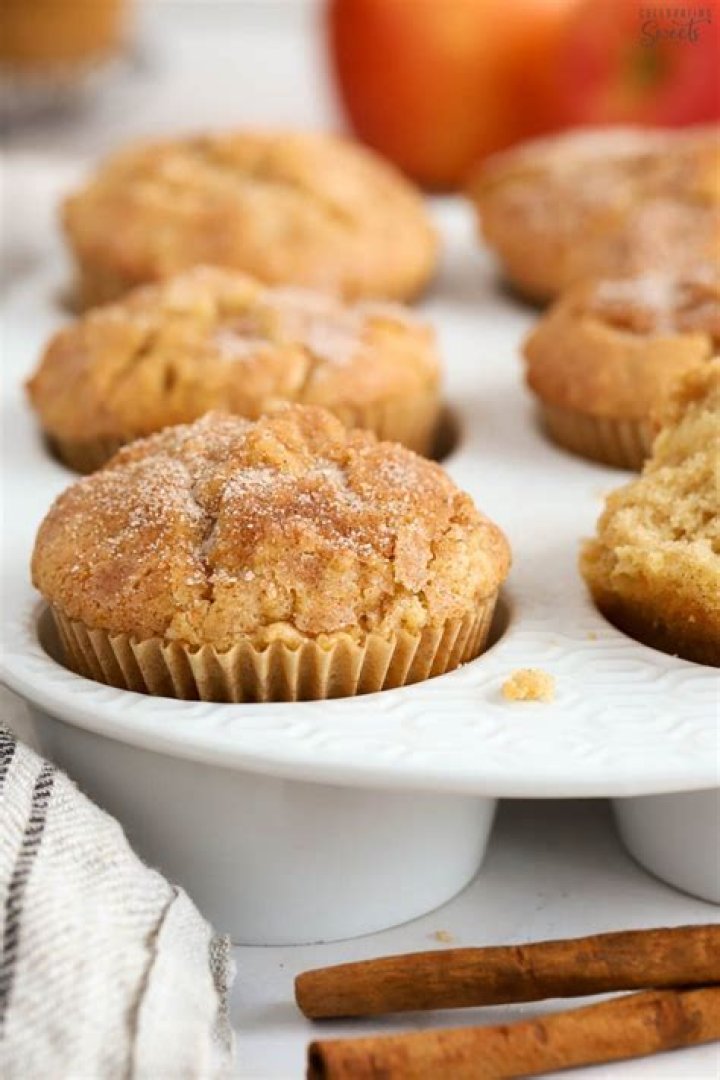 Apple Cinnamon Muffins - Celebrating Sweets