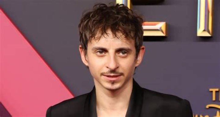 Moisés Arias Height, Weight, Body Measurements, Shoe Size