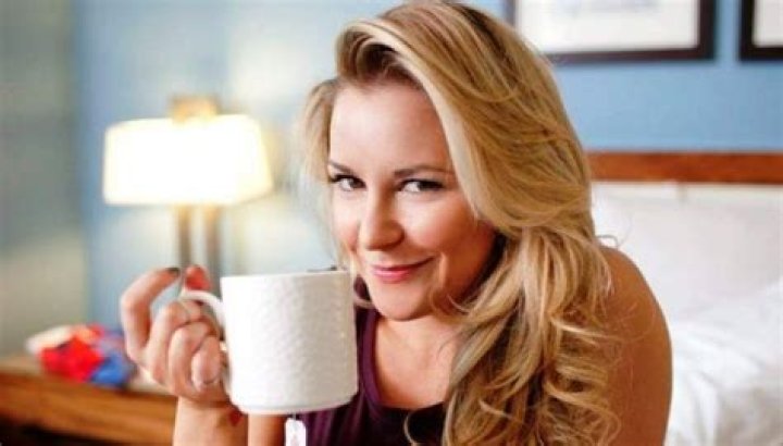 Renee Paquette Height, Weight, Measurements, Bra Size, Shoe Size