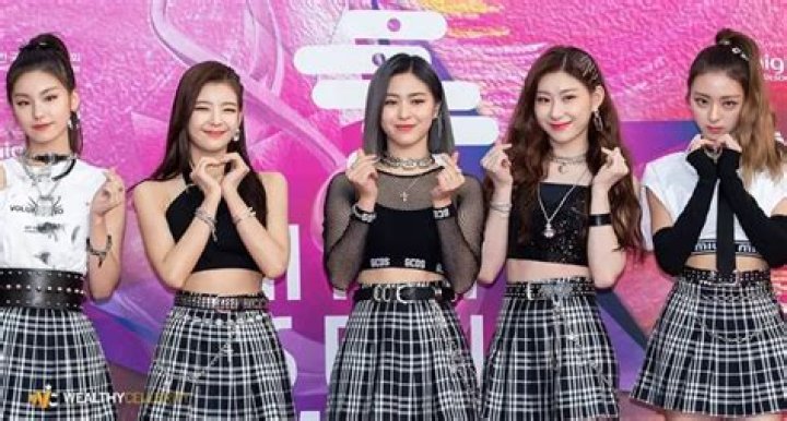 What is Yuna Itzy Age? Know Everything About South Korean Singer